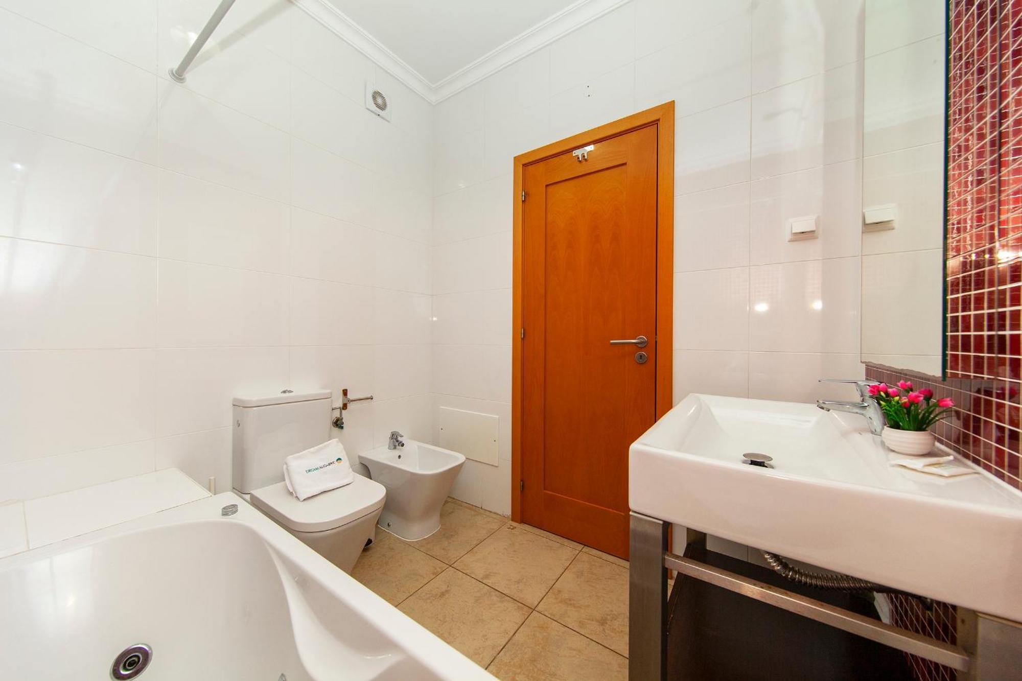 A05 - Luxury 1 Bed Fully Equipped With Pool Lägenhet Lagos Exteriör bild